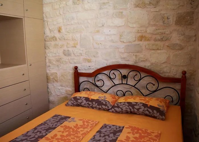 Daven-analipsi Nyaraló *